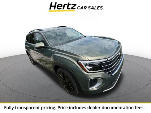 Used 2026 Volkswagen Atlas SE FWD image 1
