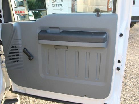 Used 2016 Ford F250 XL image 30