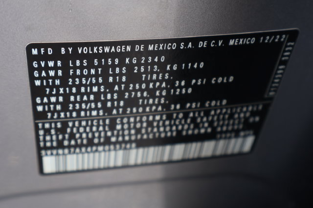 Certified 2023 Volkswagen Tiguan SE w/ Panoramic Sunroof Package FWD image 29