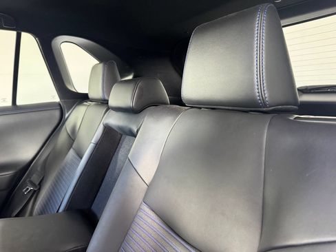Used 2021 Toyota RAV4 XSE AWD/4WD image 11
