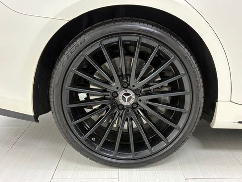 Used 2022 Mercedes-Benz S 580 4MATIC Sedan w/ AMG Line Package image 42