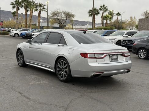 Used 2019 Lincoln Continental Reserve image 3