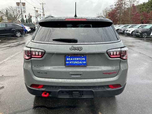 Used 2022 Jeep Compass Trailhawk w/ Sun and Sound Group image 5