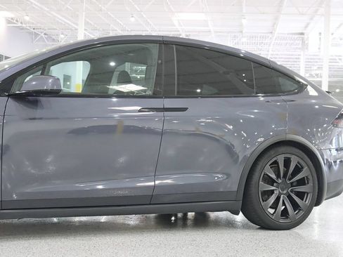Used 2022 Tesla Model X AWD/4WD image 3