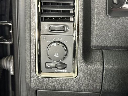 Used 2017 RAM 1500 Sport w/ Black Ram 1500 Sport Group image 19