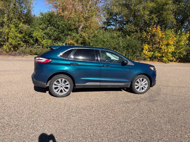 Used 2020 Ford Edge Titanium w/ Equipment Group 301A AWD/4WD image 18