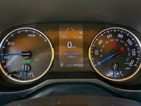 Used 2021 Toyota RAV4 XLE Premium AWD/4WD image 20