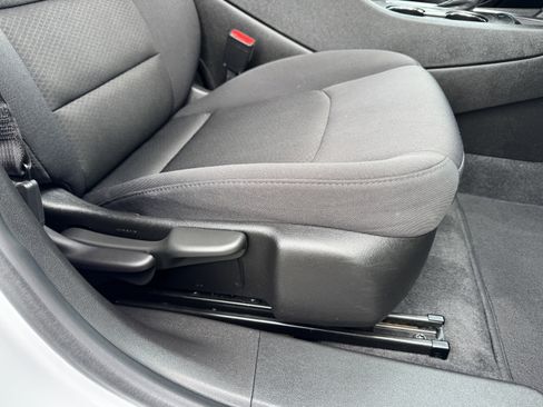 Used 2022 Chevrolet Malibu LT image 23