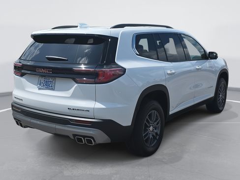 New 2025 GMC Acadia Elevation image 5