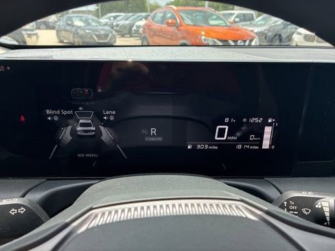 Used 2026 Nissan Sentra S w/ Floor Mat Package image 27