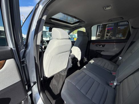 Used 2019 Honda CR-V EX image 8