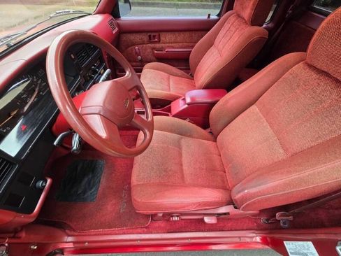 Used 1989 Toyota Pickup SR5 RWD image 13