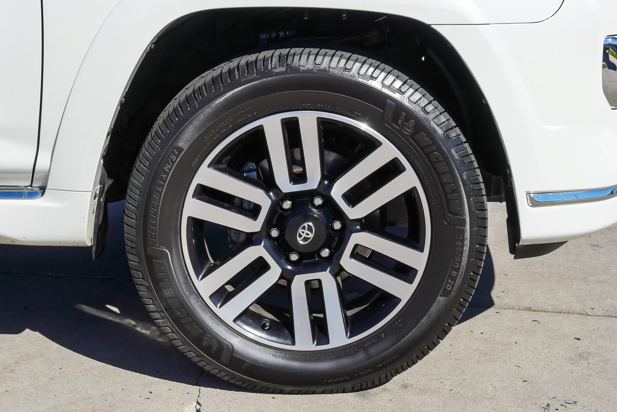 Certified 2022 Toyota 4Runner Limited AWD/4WD image 10