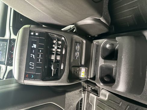 Used 2023 Jeep Grand Cherokee L Laredo AWD/4WD image 21