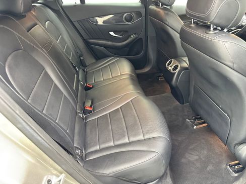 Used 2022 Mercedes-Benz GLC 300 4MATIC image 37