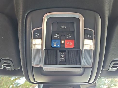 Used 2022 RAM 1500 Limited w/ Trailer Tow Group (B) AWD/4WD image 22