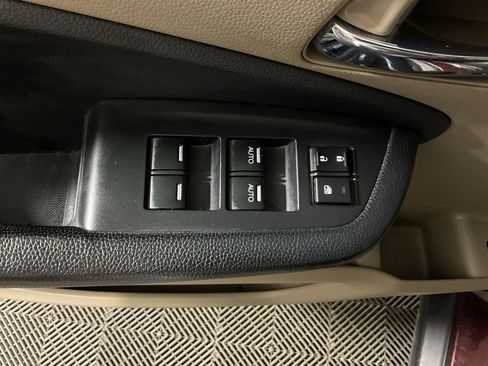 Used 2016 Honda Pilot LX image 18