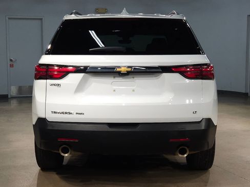 Used 2023 Chevrolet Traverse LT w/ LT Premium Package image 6