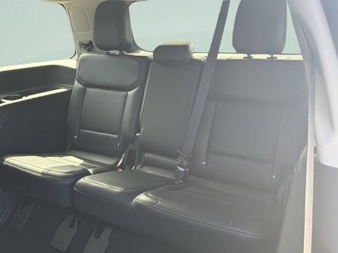 Used 2025 Ford Expedition Platinum AWD/4WD image 41