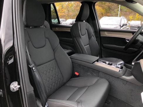 Used 2026 Volvo XC90 B6 Plus w/ Protection Package Premier AWD/4WD image 26