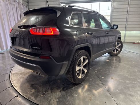 Used 2019 Jeep Cherokee Limited w/ Technology Group image 5