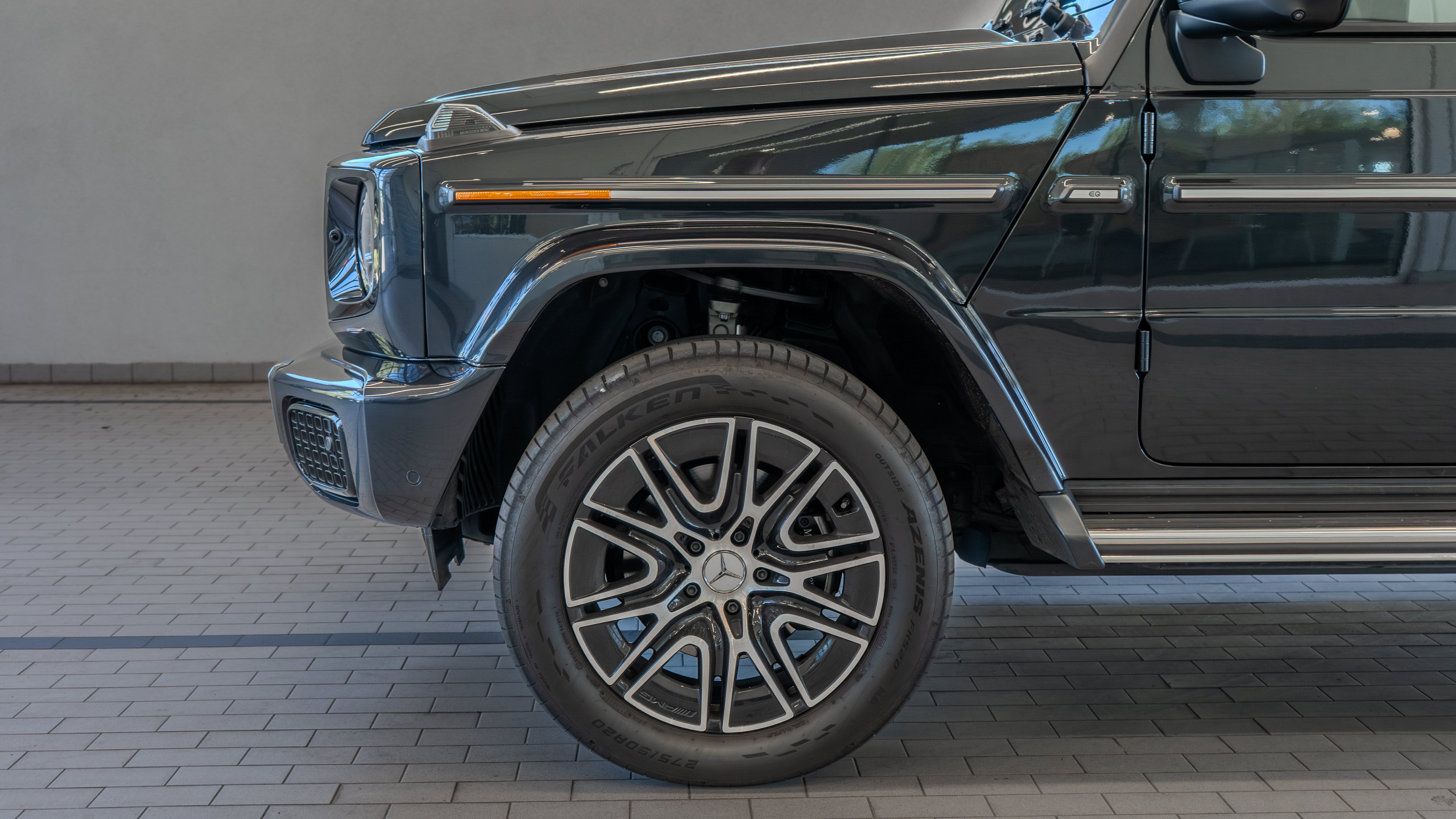 Certified 2025 Mercedes-Benz G 580 w/ EQ Technology image 4