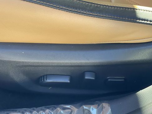 Used 2024 Nissan Sentra SV w/ SV Premium Package image 17