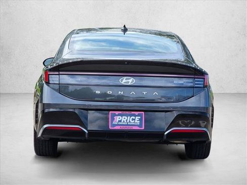Used 2024 Hyundai Sonata SEL FWD image 7