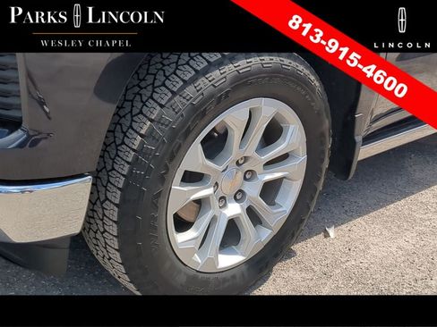 Used 2022 Chevrolet Silverado 1500 LTZ w/ Z71 Off-Road Package AWD/4WD image 12
