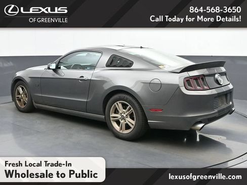 Used 2014 Ford Mustang Coupe RWD image 6