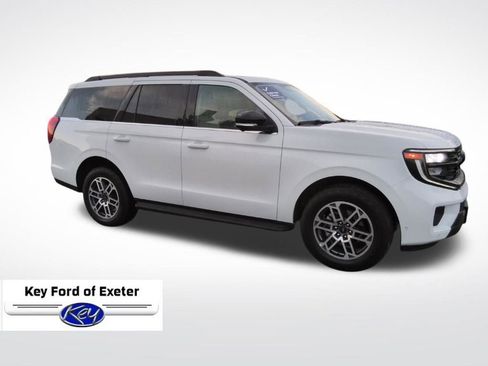 Used 2025 Ford Expedition Active AWD/4WD image 1