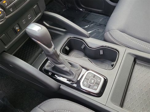 New 2026 Nissan Frontier SV w/ Tow Package image 10