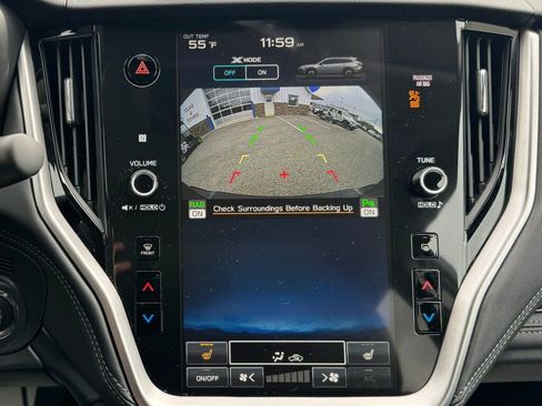 Used 2025 Subaru Outback Limited image 30