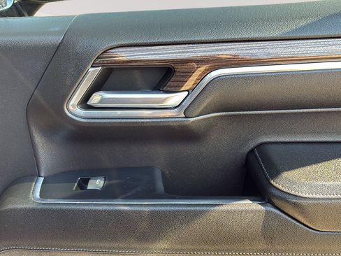 Used 2023 Chevrolet Silverado 1500 RST AWD/4WD image 19