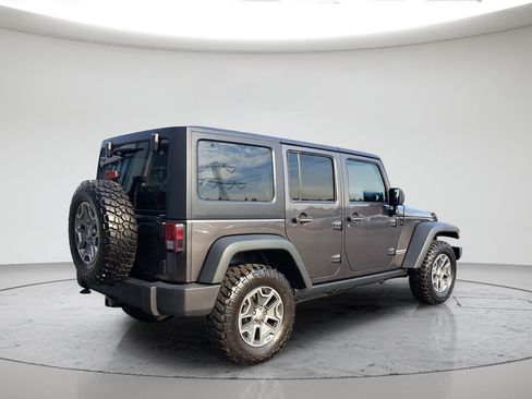Used 2017 Jeep Wrangler Unlimited Rubicon w/ Connectivity Group AWD/4WD image 3
