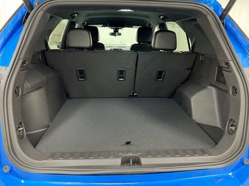 Used 2024 Chevrolet Equinox RS AWD/4WD image 23