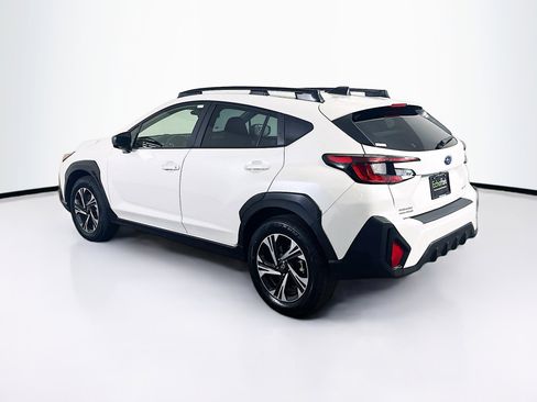 Used 2024 Subaru Crosstrek 2.0i Premium image 5