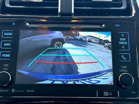 Used 2017 Toyota Prius Prime Premium image 18