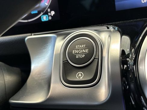 New 2026 Mercedes-Benz GLB 250 image 18