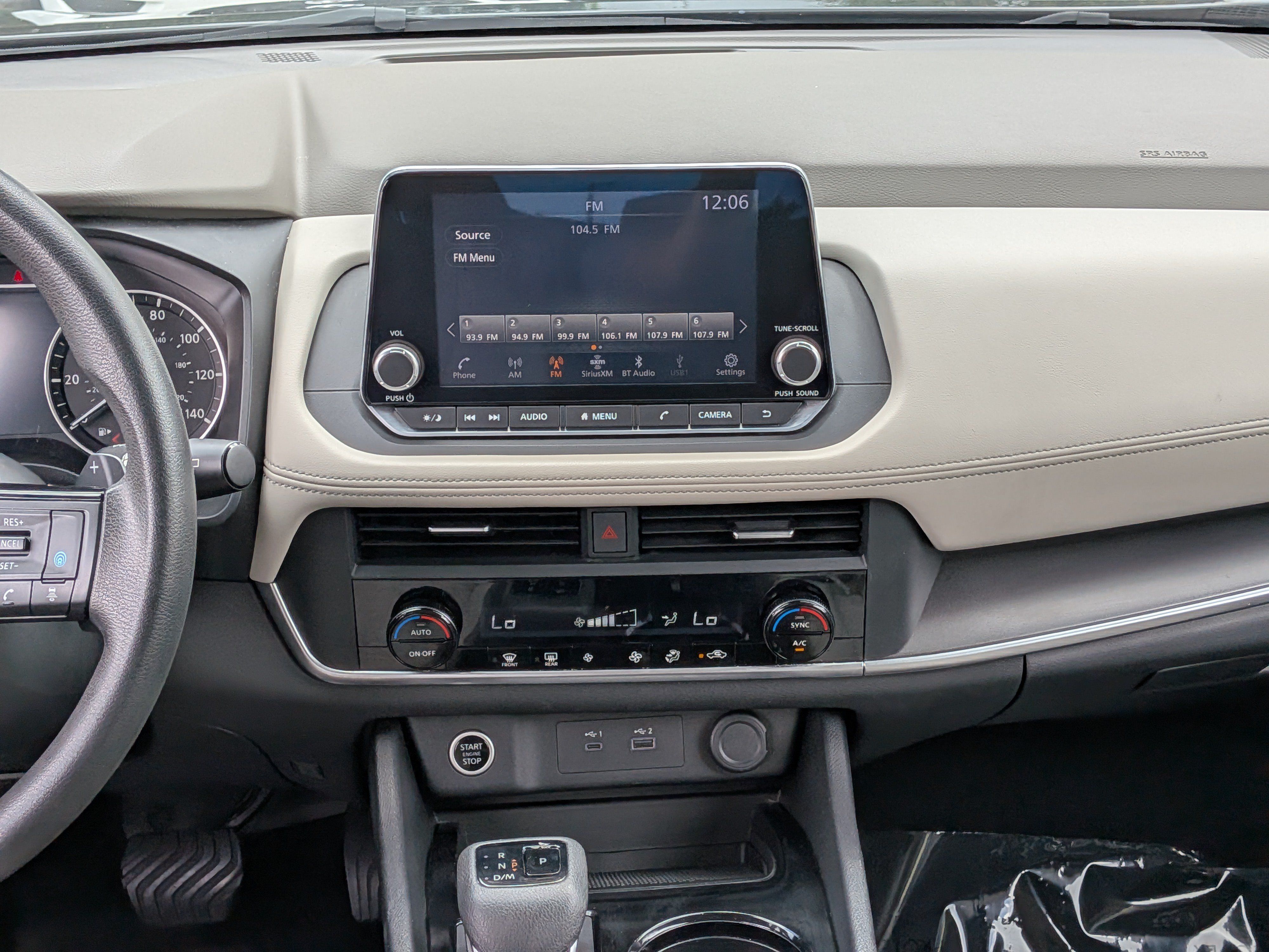 Used 2023 Nissan Rogue SV FWD image 19