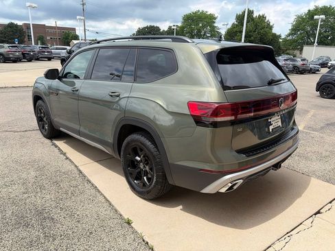 Certified 2024 Volkswagen Atlas Peak Edition SE AWD/4WD image 6