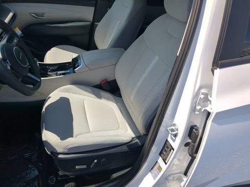 Used 2025 Hyundai Tucson SEL FWD image 22