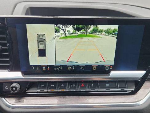 Used 2025 Chevrolet Silverado 1500 LTZ w/ Technology Package AWD/4WD image 6