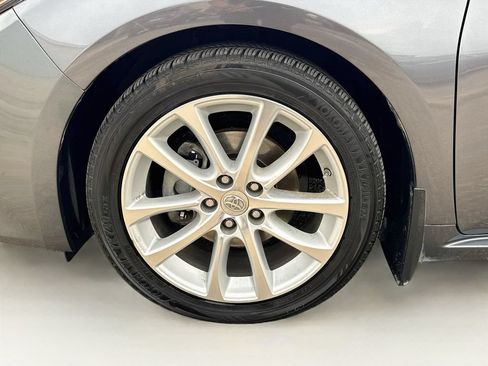 Used 2013 Toyota Avalon Limited w/ Technology Pkg FWD image 40
