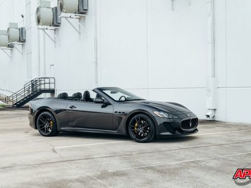Used 2017 Maserati GranTurismo MC RWD image 58