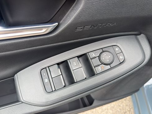 New 2027 Nissan Sentra SV FWD image 11