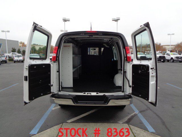 Used 2024 Chevrolet Express 2500 w/ Driver Convenience Package RWD image 5