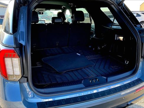 Used 2025 Ford Explorer ST-Line w/ Premium Package image 20