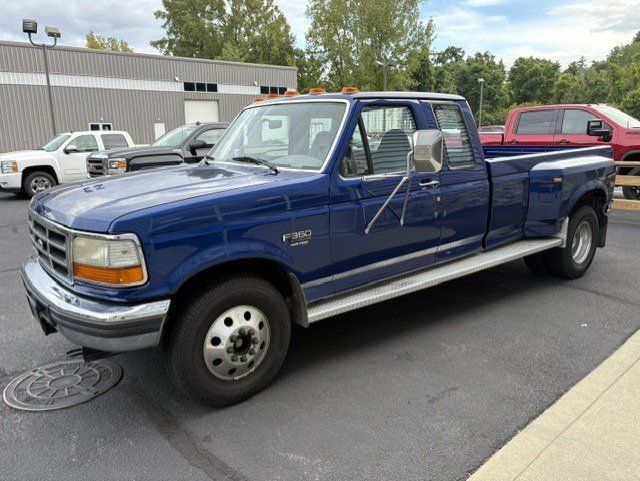 Used 1997 Ford F350 2WD SuperCab DRW image 1