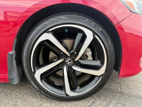 Used 2019 Honda Accord Sport image 37